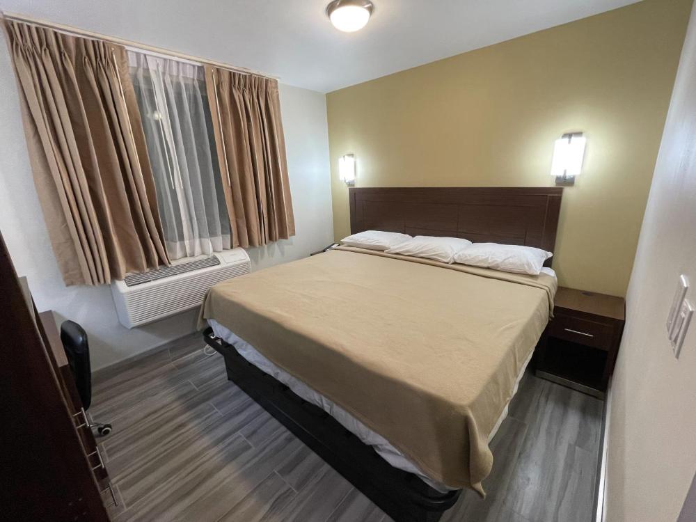 King Room interior